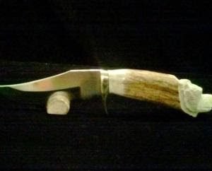 BURIED TANG KNIFE WITH CARVED BEAR HEAD HANDLE AND LEATHER SHEATH AVAILABLE IN POLISHED OR NATURAL